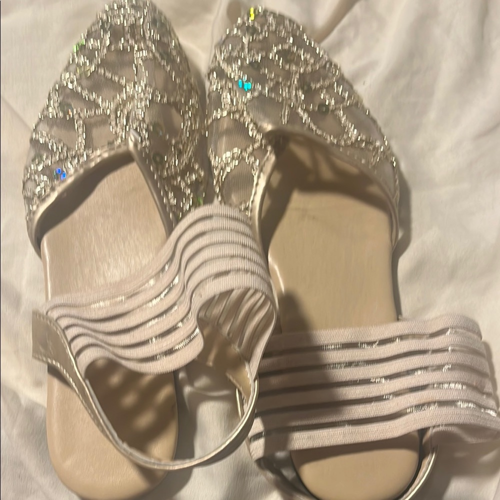 Chic Women's Embellished Flats
